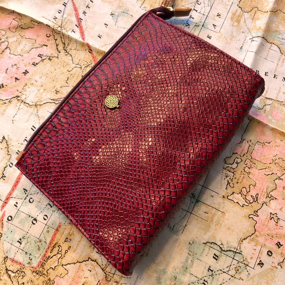 European Wristlet Bag